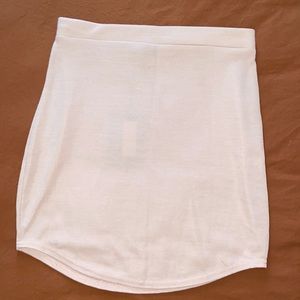 5/$30 🌺 Misguided Blush Bodycon Skirt